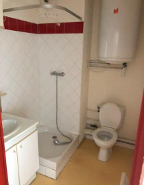 
                                                                                        Location
                                                                                         Beau studio meublé 19m² pour étudiant