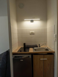 
                                                                                        Location
                                                                                         Beau studio Meublé 20m²+ Parking + Local à vélo