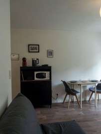
                                                                                        Location
                                                                                         Beau studio Meublé 20m²+ Parking + Local à vélo