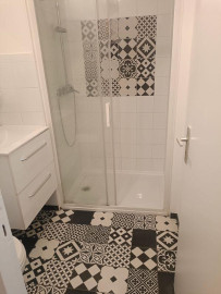 
                                                                                        Location
                                                                                         Beau studio meublé 22m² refait à neuf