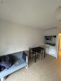 
                                                                                        Location
                                                                                         Beau studio meublé 23m² campus CHU