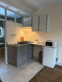 
                                                                                        Location
                                                                                         Beau studio meublé 24m²  idéal étudiant