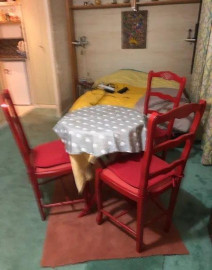 
                                                                                        Location
                                                                                         Beau studio meublé 25m²