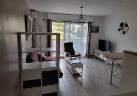 
                                                                                        Location
                                                                                         Beau studio meublé 28m² pour étudiante