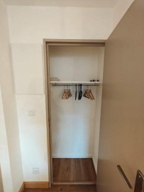 
                                                                                        Location
                                                                                         Beau studio meublé 28m² rénové Nansouty