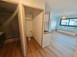
                                                                                        Location
                                                                                         Beau studio meublé 28m² rénové Nansouty