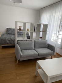 
                                                                                        Location
                                                                                         Beau studio meublé 29m² à mairie d'Issy