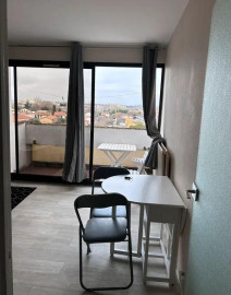 
                                                                                        Location
                                                                                         Beau studio meublé 29m² calme, clair et ensoleillé
