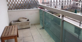 
                                                                                        Location
                                                                                         Beau studio meublé 30m² avec balcon