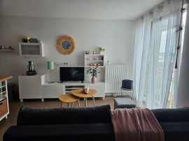 
                                                                                        Location
                                                                                         Beau studio meublé 32 m2 et parking sécurisé