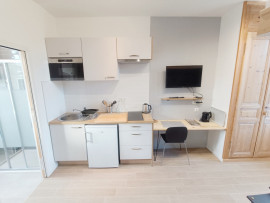 
                                                                                        Location
                                                                                         Beau Studio meublé Amiens St-Leu