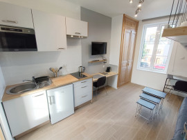 
                                                                                        Location
                                                                                         Beau Studio meublé Amiens St-Leu