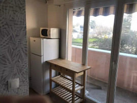 
                                                                                        Location
                                                                                         BEAU STUDIO MEUBLÉ COSY 20M² AVEC BALCON