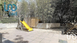 
                                                                                        Location
                                                                                         Beau studio meublé et rénové 26m² lumineux