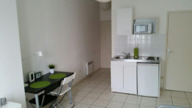 
                                                                                        Location
                                                                                         Beau studio meublé idéal étudiant