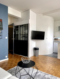 
                                                                                        Location
                                                                                         Beau Studio Meublé Neuilly