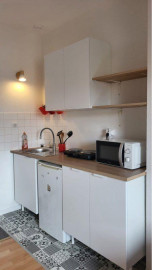 
                                                                                        Location
                                                                                         Beau studio neuf meublé 19m² Place Lafargue
