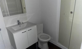 
                                                                                        Location
                                                                                         Beau studio rénové + baignoire Paris 17è