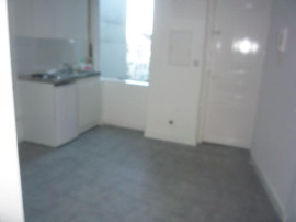 
                                                                                        Location
                                                                                         Beau T1 26m² calme et ensoleillé