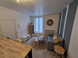 
                                                                                        Location
                                                                                         Beau T1 meublé 26m² rénové Quartier des Iles