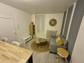 
                                                                                        Location
                                                                                         Beau T1 meublé 26m² rénové Quartier des Iles