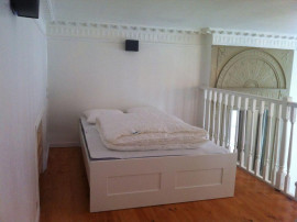 
                                                                                        Location
                                                                                         Beau T1Bis Jardin public 44m²