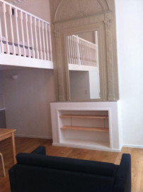 
                                                                                        Location
                                                                                         Beau T1Bis Jardin public 44m²