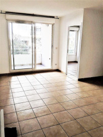 
                                                                                        Location
                                                                                         Beau T2 34m² avec terrasse et garage