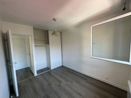 
                                                                                        Location
                                                                                         Beau T2 42m² lumineux + parking – Clermont-Ferrand