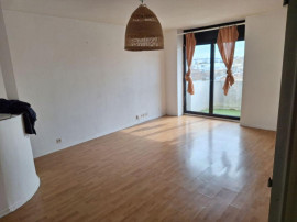 
                                                                                        Location
                                                                                         Beau T2 57m² ensoleillé place Picard Chartons