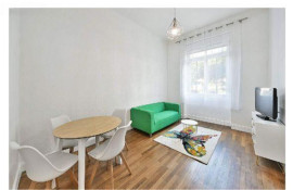 
                                                                                        Location
                                                                                         Beau T2 lumineux 54m²  Quartier prisé