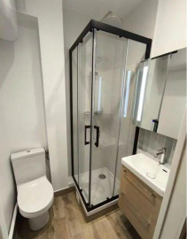 
                                                                                        Location
                                                                                         Beau T2 meublé 31m² Clichy proche métro