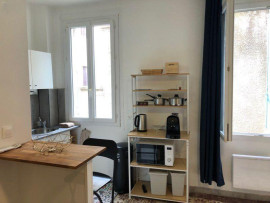 
                                                                                        Location
                                                                                         Beau T2 meublé 32m² Avignon intramuros