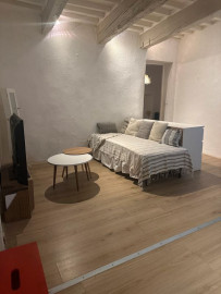 
                                                                                        Location
                                                                                         Beau T2 meublé 44m² Aix centre