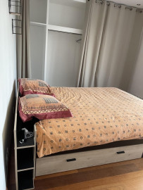 
                                                                                        Location
                                                                                         Beau T2 meublé 45m² lumineux et refait à neuf