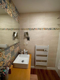 
                                                                                        Location
                                                                                         Beau T2 meublé avec balcon, parking privé – Centre