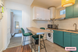 
                                                                                        Location
                                                                                         Beau T2 - Meublé - Paris 17