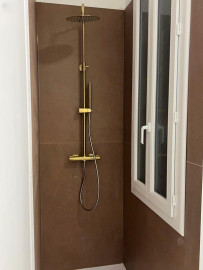 
                                                                                        Location
                                                                                         Beau T2 rénové (non meublé)