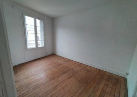 
                                                                                        Location
                                                                                         Beau T2bis/3P 40m² vue Cathédrale