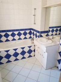 
                                                                                        Location
                                                                                         BEAU T3 50m² centre ville neuf