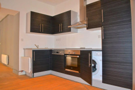 
                                                                                        Location
                                                                                         Beau T3 75m²  Hyper-Centre