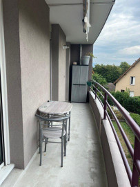 
                                                                                        Location
                                                                                         Beau T3 efait à neuf 65m² avec balcon