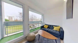 
                                                                                        Location
                                                                                         Beau T3 meublé 47m² lumineux Secteur La Roseraie