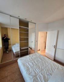 
                                                                                        Location
                                                                                         Beau T3 meublé 55m² rénové avec soin