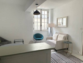 
                                                                                        Location
                                                                                         Beau T3 meublé de 49m² centre ville