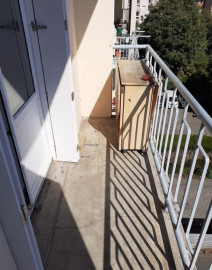 
                                                                                        Location
                                                                                         Beau T3 rénové 54m²non meublé