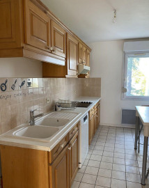 
                                                                                        Location
                                                                                         Beau T4 85m² à Pourvourville dans résidence calme