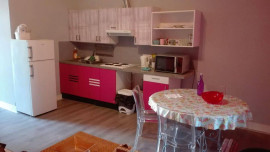 
                                                                                        Location
                                                                                         Beau T4 meublé 65m² Croix de Pierre