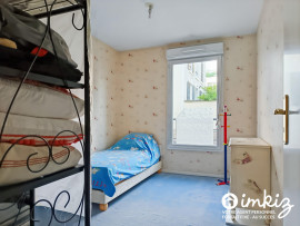 Vente
Beau T4 rez-de-jardin, terrasse & 2 places parking