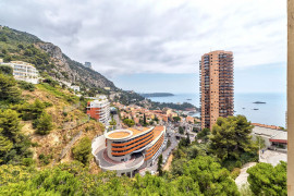 
                                                                                        Vente
                                                                                         BEAUSOLEIL : Magnifique studio avec terrasse, vue mer, piscine à